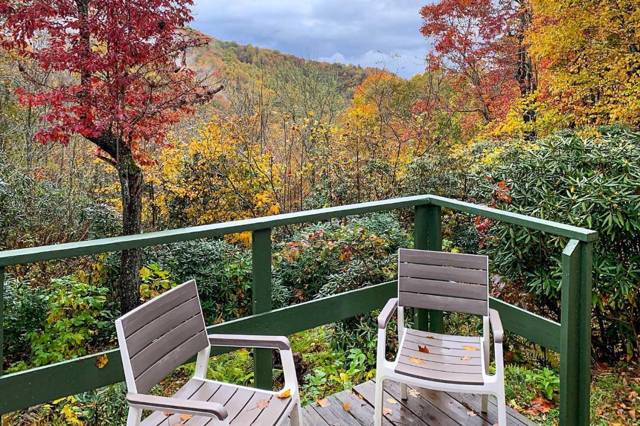 Peaceful Spruce Pine Cabin On 8 Acres With 2 Decks! Exterior photo